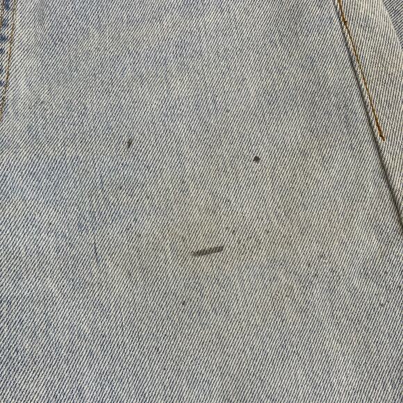 Lenny Upcycled Vintage Levi’s Jeans Light Wash Distressed Mom Jeans 90s Retro - Picture 15 of 16